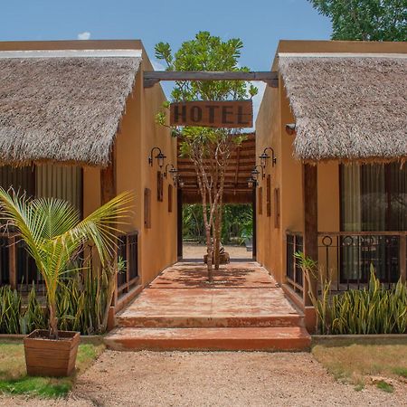 Xuux Peek By Tecnohotel Yaxche Exterior foto